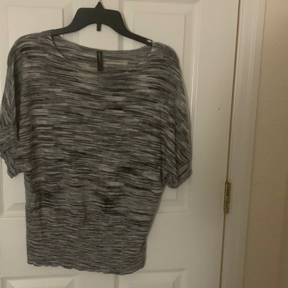 XL short sleeve shirt